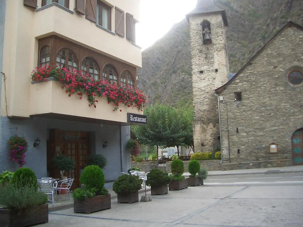 Pensión Hostal Montaña Alins